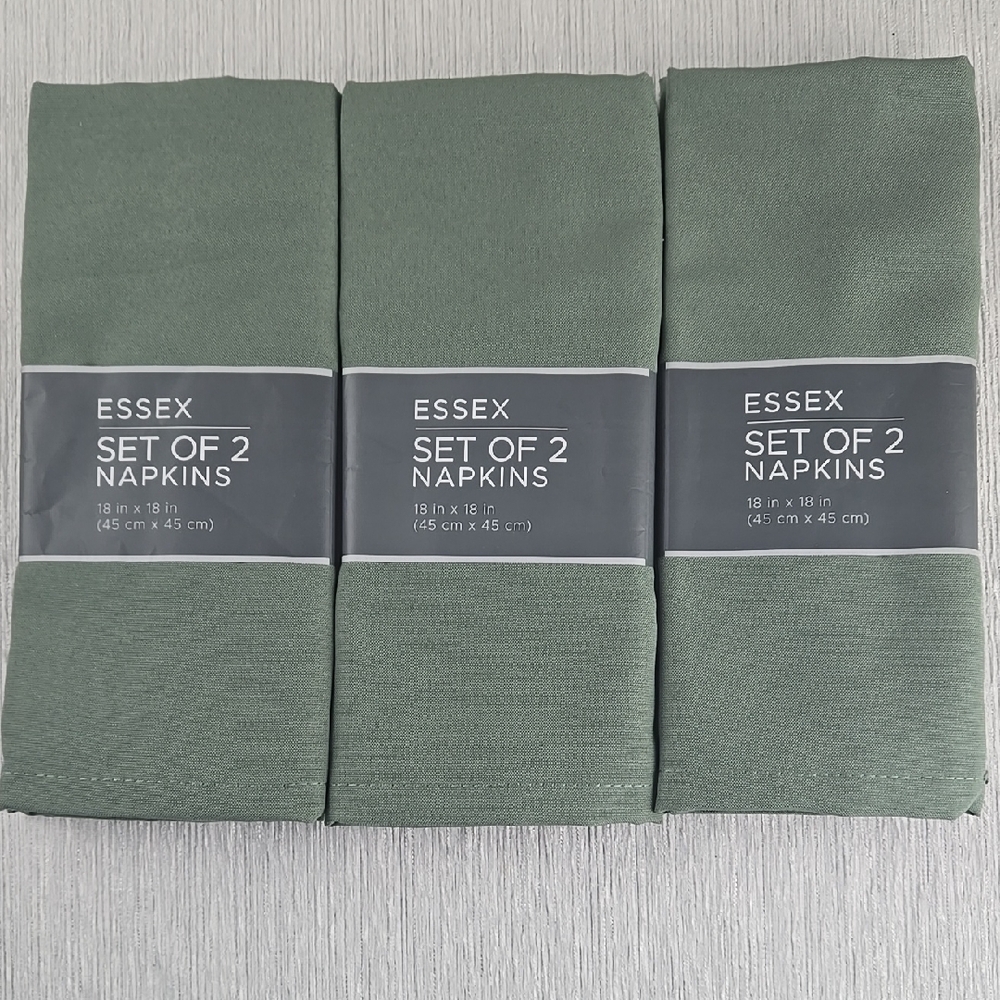 Green‎ Napkins Set of 2 Napkins 3/pg New 100% Polyester